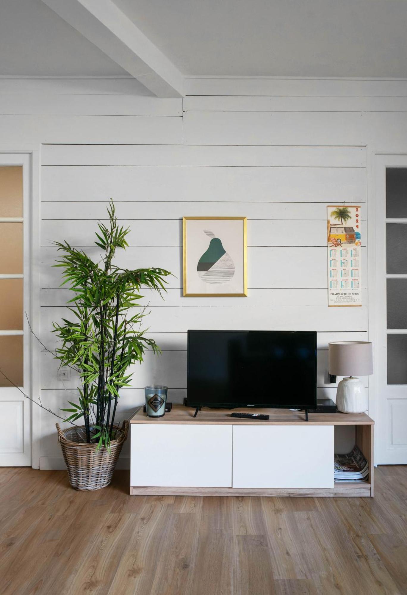 Le Celestin - Appartement 2 Chambres Avec Jardin En Centre Ville 비시 외부 사진