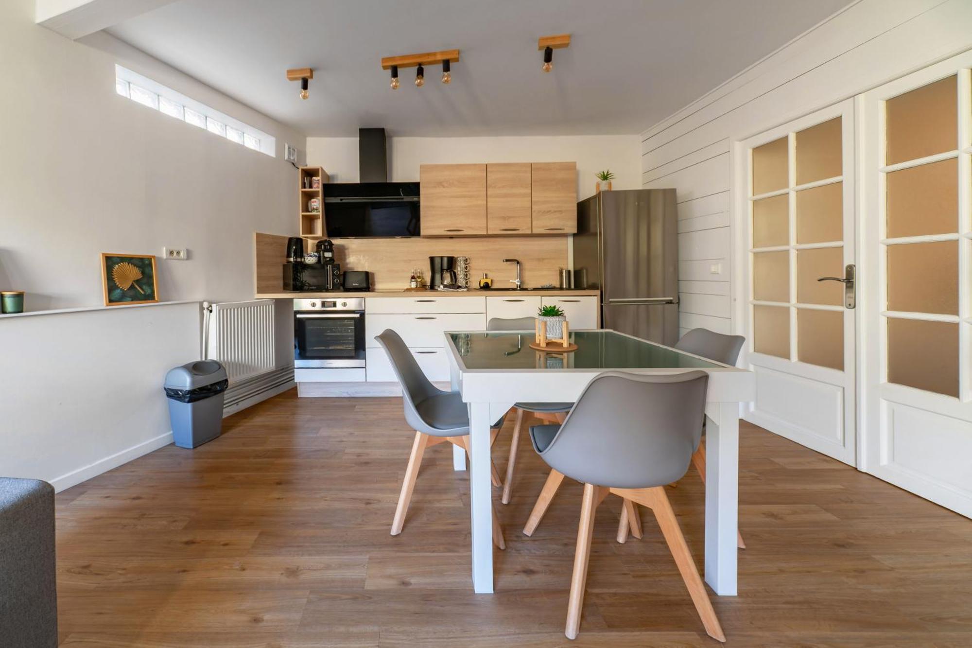 Le Celestin - Appartement 2 Chambres Avec Jardin En Centre Ville 비시 외부 사진