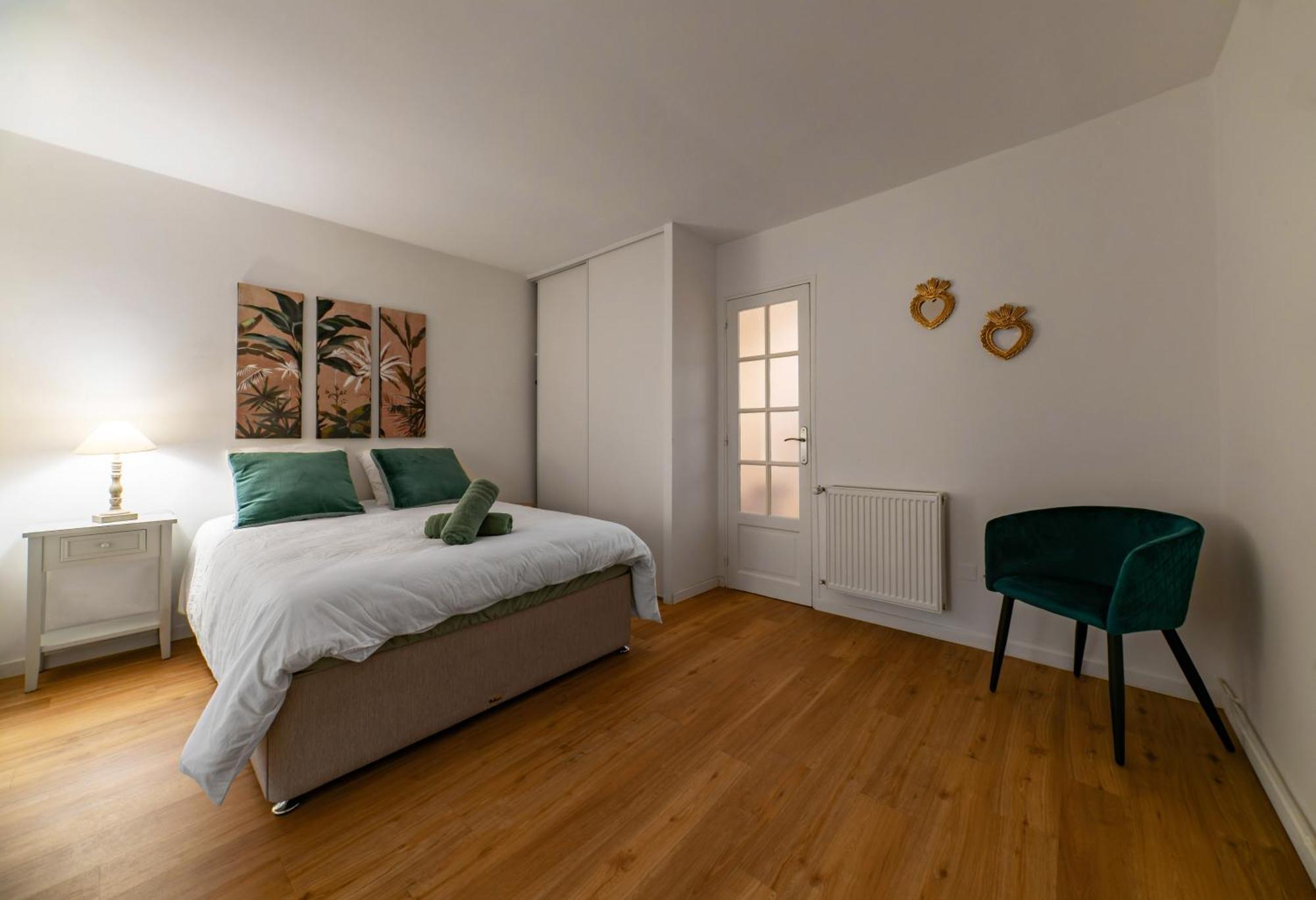 Le Celestin - Appartement 2 Chambres Avec Jardin En Centre Ville 비시 외부 사진